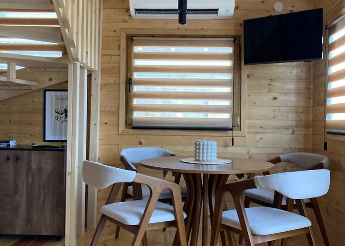 Fruskogorske Loncar Villa *